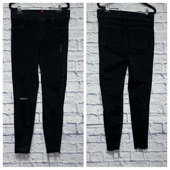 Spanx Vintage Distressed Ankle Skinny Jeans Size Large Black 20213R 
Size L - Picture 2 of 11